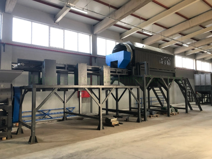 Automatic high capacity plastic recycling machine